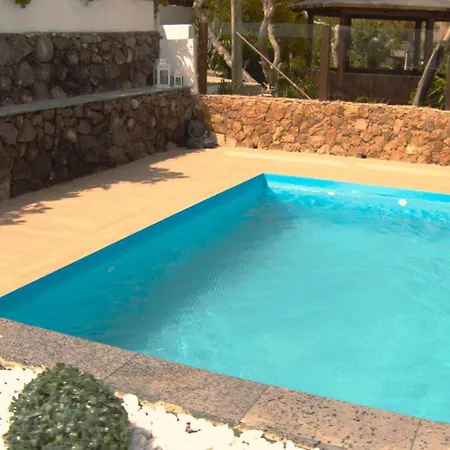 Abraham Villa
