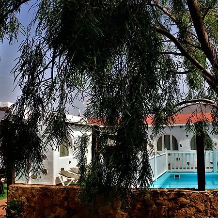 Abraham Villa Tefía