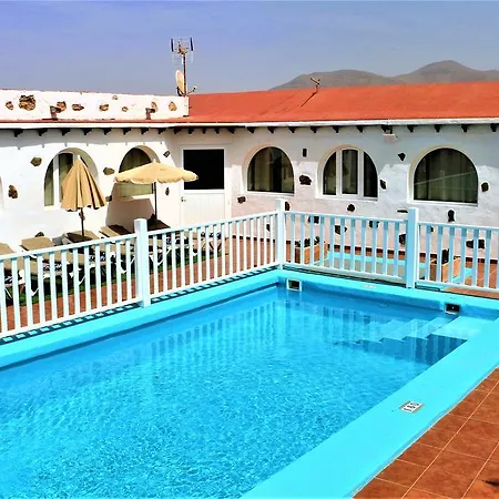 Abraham Villa